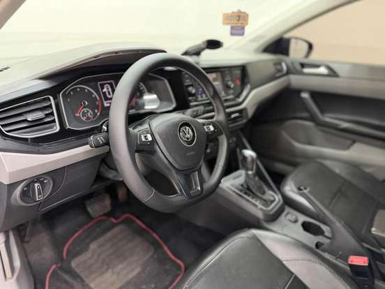VOLKSWAGEN-POLO-2018