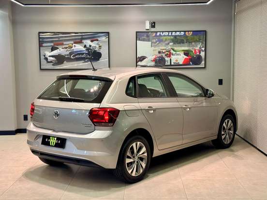 VOLKSWAGEN-POLO-1.0 200 TSI COMFORTLINE AUTOMÁTICO VOLKSWAGEN-POLO-2018