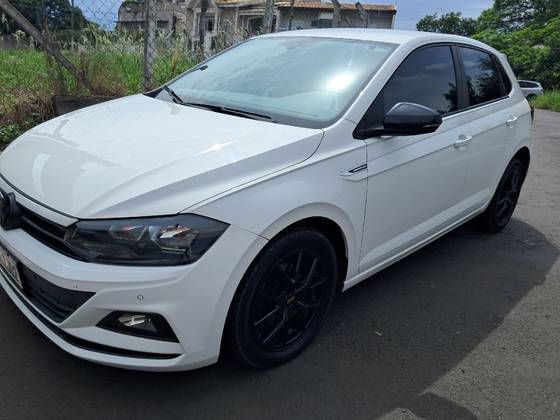 VOLKSWAGEN POLO 1.0 200 TSI COMFORTLINE AUTOMÁTICO
