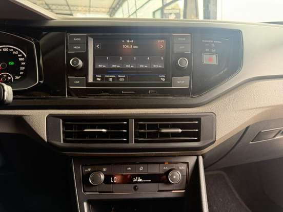 VOLKSWAGEN-POLO-1.0 200 TSI COMFORTLINE AUTOMÁTICO VOLKSWAGEN-POLO-2019