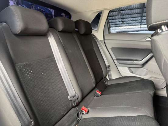 VOLKSWAGEN-POLO-1.0 200 TSI COMFORTLINE AUTOMÁTICO VOLKSWAGEN-POLO-2019