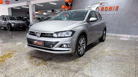 VOLKSWAGEN-POLO-2018