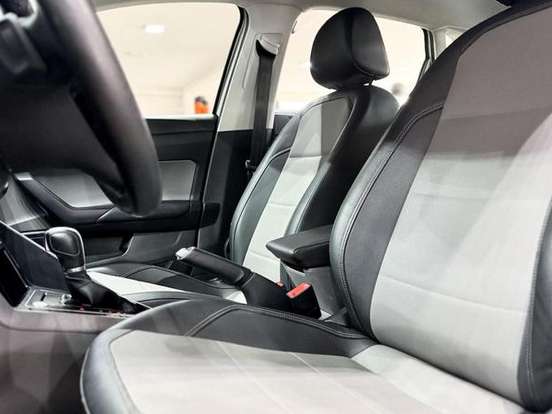 VOLKSWAGEN-POLO-1.0 200 TSI COMFORTLINE AUTOMÁTICO VOLKSWAGEN-POLO-2018