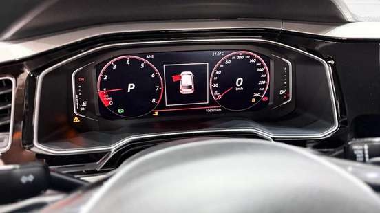 VOLKSWAGEN-POLO-2018