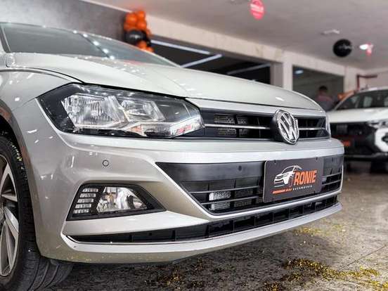 VOLKSWAGEN-POLO-1.0 200 TSI COMFORTLINE AUTOMÁTICO VOLKSWAGEN-POLO-2018