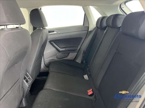 VOLKSWAGEN-POLO-2019