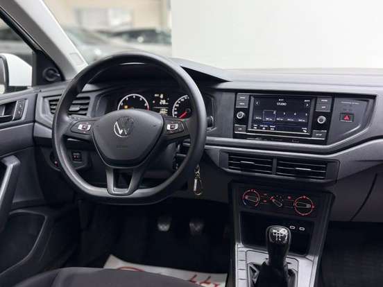 VOLKSWAGEN-POLO-1.0 MPI MANUAL VOLKSWAGEN-POLO-2023