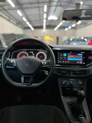 VOLKSWAGEN-POLO-2024