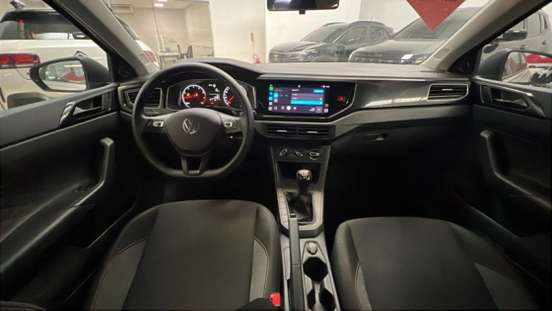 VOLKSWAGEN-POLO-2025