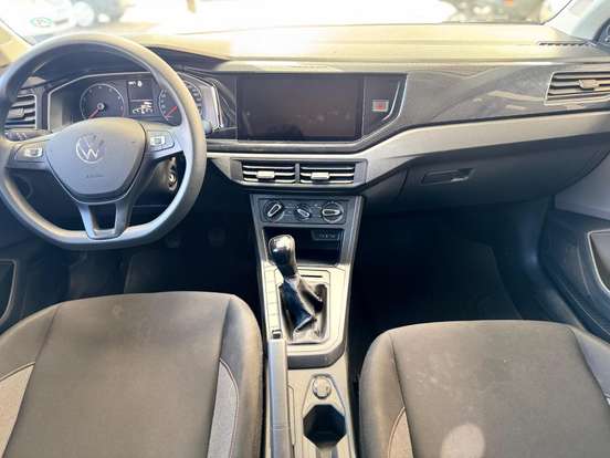 VOLKSWAGEN-POLO-2024
