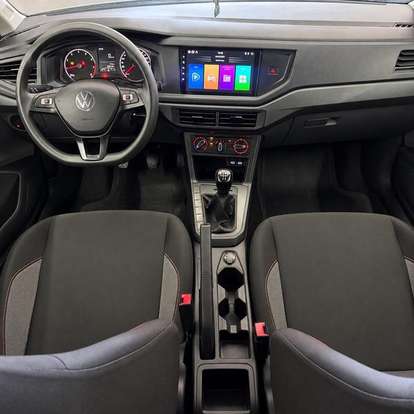 VOLKSWAGEN-POLO-2023