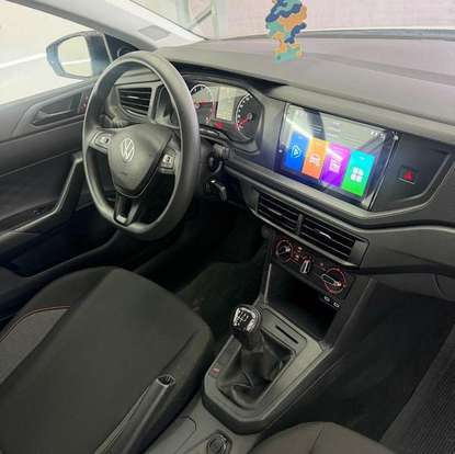 VOLKSWAGEN-POLO-2023