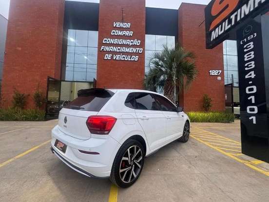 VOLKSWAGEN-POLO-2023