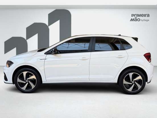 VOLKSWAGEN-POLO-2020