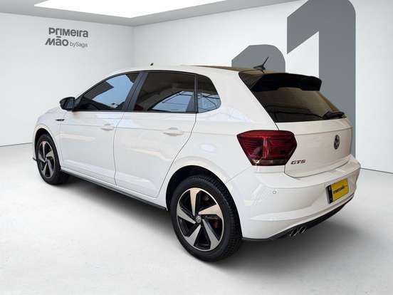 VOLKSWAGEN-POLO-2020