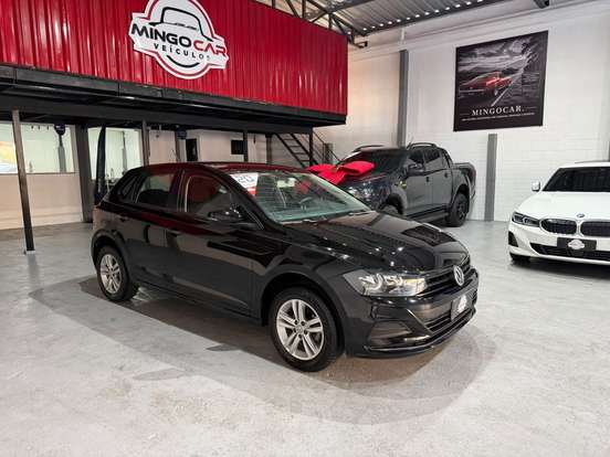 VOLKSWAGEN-POLO-2019