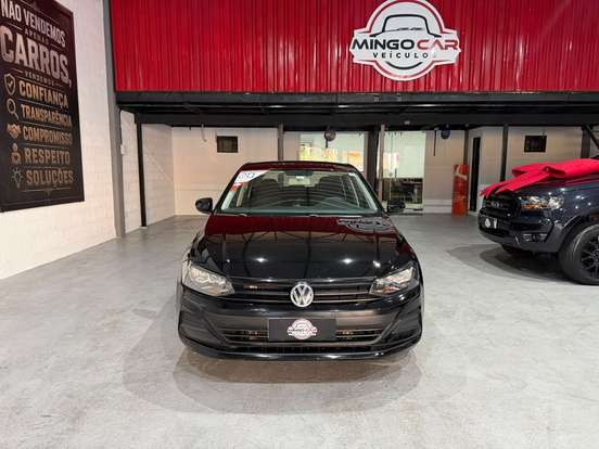 VOLKSWAGEN-POLO-2019