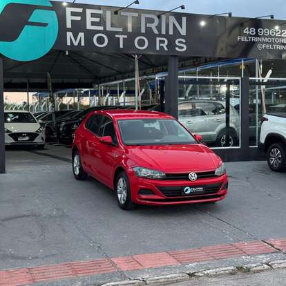VOLKSWAGEN-POLO-2017
