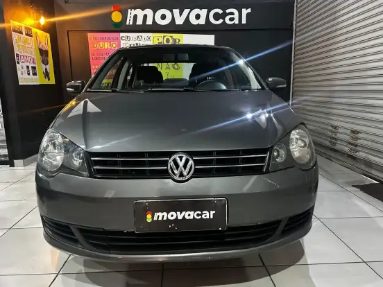 VOLKSWAGEN-POLO SEDAN-2012