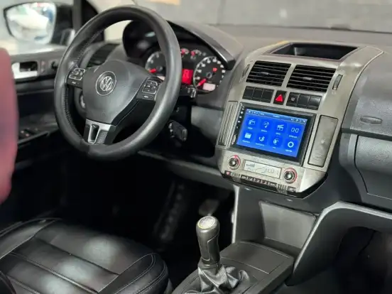 VOLKSWAGEN-POLO SEDAN-1.6 MI COMFORTLINE 8V FLEX 4P MANUAL VOLKSWAGEN-POLO SEDAN-2012