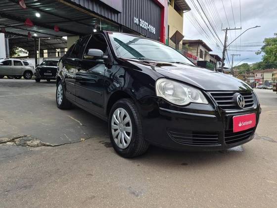 VOLKSWAGEN POLO SEDAN 1.6 8V GASOLINA 4P MANUAL