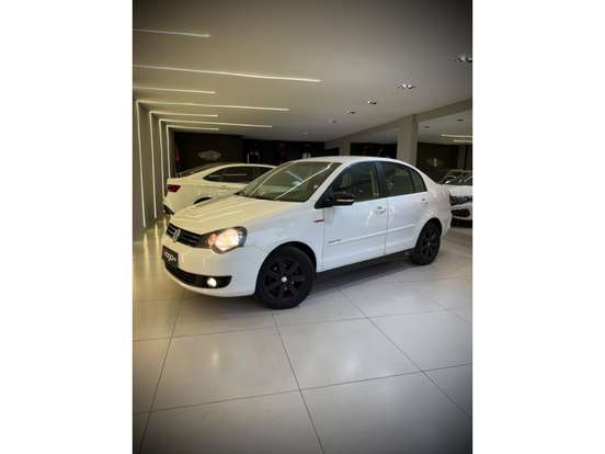VOLKSWAGEN-POLO SEDAN-1.6 MI COMFORTLINE 8V FLEX 4P MANUAL VOLKSWAGEN-POLO SEDAN-2012