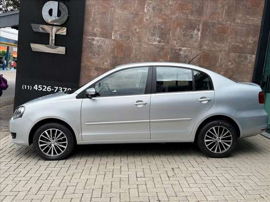 VOLKSWAGEN-POLO SEDAN-1.6 MI COMFORTLINE 8V FLEX 4P MANUAL VOLKSWAGEN-POLO SEDAN-2012