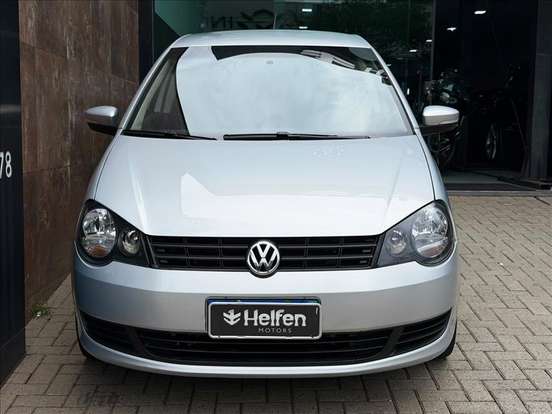 VOLKSWAGEN-POLO SEDAN-2012