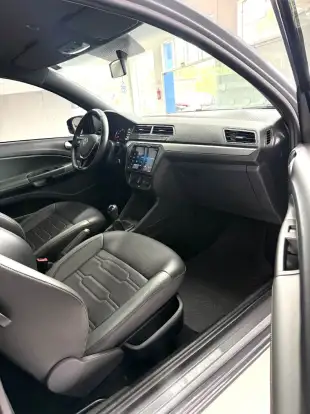 VOLKSWAGEN-SAVEIRO-2024