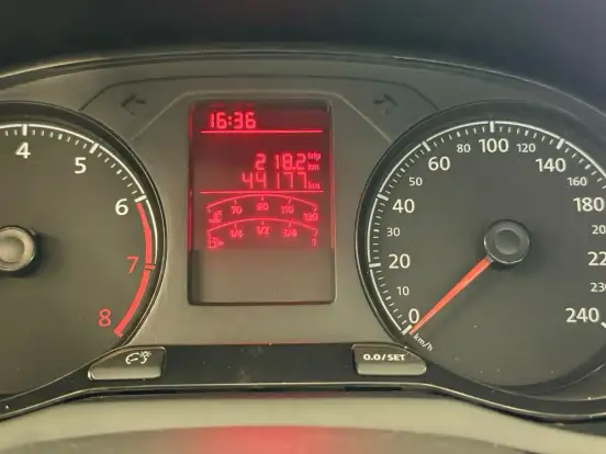 VOLKSWAGEN-SAVEIRO-2024