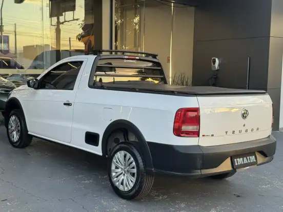 VOLKSWAGEN-SAVEIRO-2023