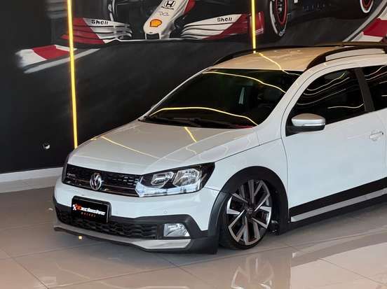 VOLKSWAGEN-SAVEIRO-2016