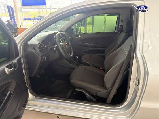 VOLKSWAGEN-SAVEIRO-2021