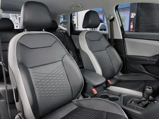 VOLKSWAGEN-TAOS-2022