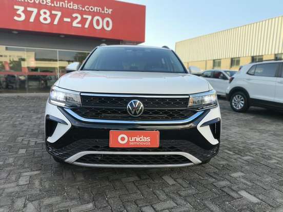 VOLKSWAGEN-TAOS-2023