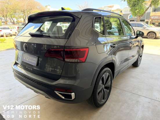 VOLKSWAGEN-TAOS-2024