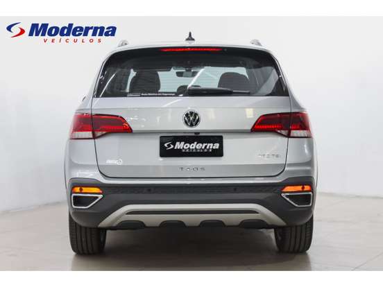 VOLKSWAGEN-TAOS-2023