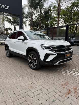 VOLKSWAGEN-TAOS-2024