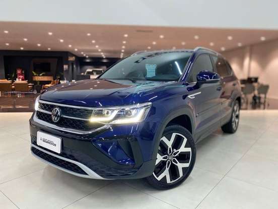 VOLKSWAGEN-TAOS-2023
