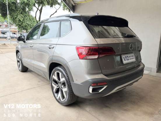 VOLKSWAGEN-TAOS-1.4 250 TSI TOTAL FLEX HIGHLINE AUTOMÁTICO VOLKSWAGEN-TAOS-2023
