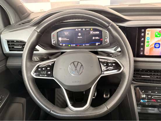 VOLKSWAGEN-TAOS-2024