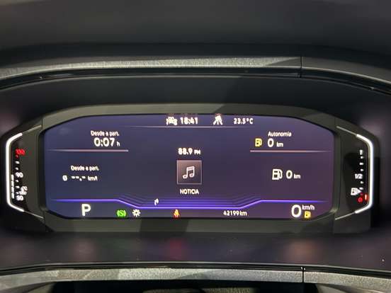 VOLKSWAGEN-TAOS-2023