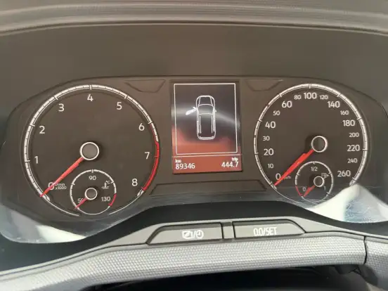 VOLKSWAGEN-T-CROSS-2020