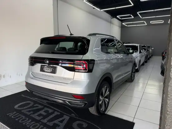 VOLKSWAGEN-T-CROSS-2022