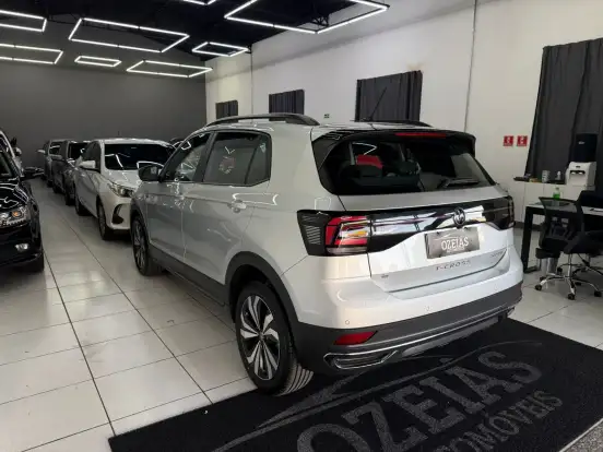 VOLKSWAGEN-T-CROSS-2022