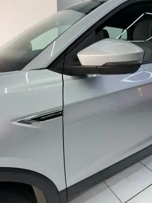 VOLKSWAGEN-T-CROSS-2022