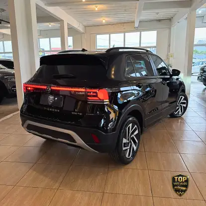 VOLKSWAGEN-T-CROSS-2024