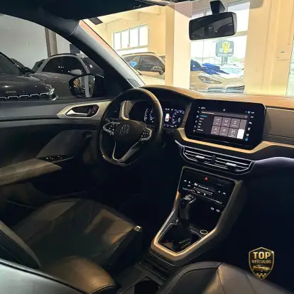 VOLKSWAGEN-T-CROSS-2024