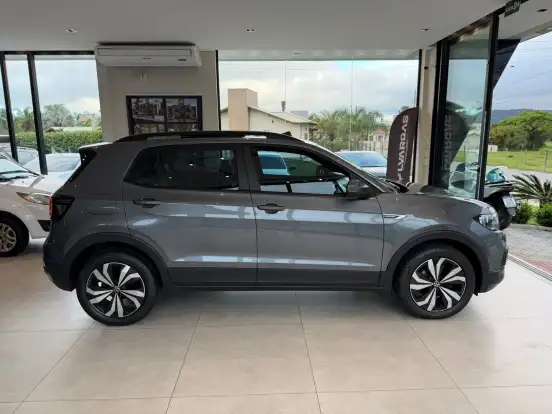 VOLKSWAGEN-T-CROSS-1.0 200 TSI TOTAL FLEX COMFORTLINE AUTOMÁTICO VOLKSWAGEN-T-CROSS-2023
