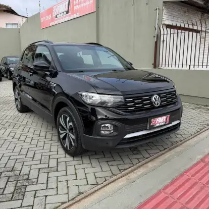 VOLKSWAGEN-T-CROSS-2021